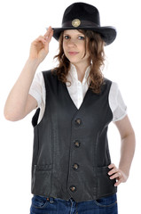 Junge Frau im Cowboy-Kostüm
