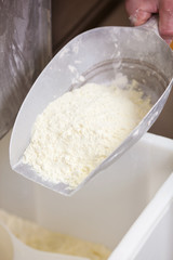 Fototapeta na wymiar mąka w piekarni