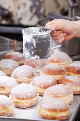krapfen mit zucker