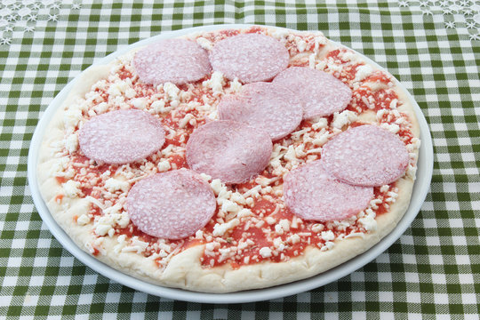 Imágenes de Salamipizza: descubre bancos de fotos, ilustraciones ...