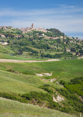 Fototapeta na wymiar medieval Volterra w Toskanii