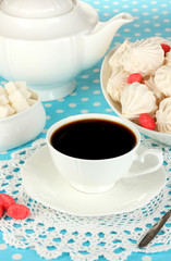Beautiful white dinner service with an air meringues