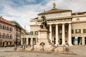 Obraz premium Garibaldi Statue and Opera Theater in Genoa, Italy