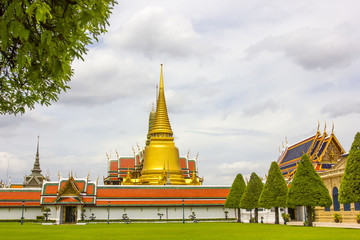 Naklejka premium Temple of the Emerald Buddha Wat Phra Kaew Bangkok, Thailand