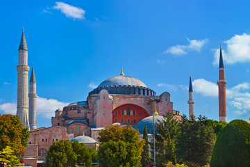Fototapeta na wymiar Hagia Sophia w Stambule w Turcji