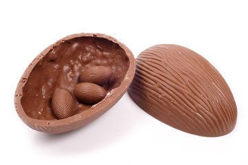 Chocolate egg