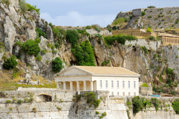 Fototapeta na wymiar Grecka świątynia, Korfu, Grecja