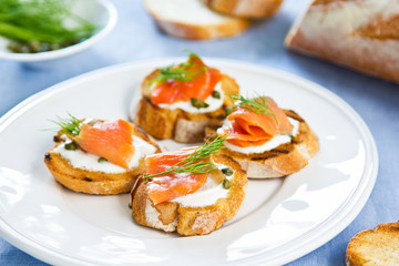 Salmon crostini