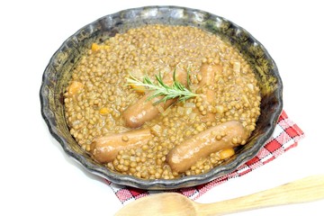 saucisses et lentilles
