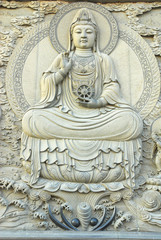 Fototapeta na wymiar GuanYin Buddha at Zizhulin.