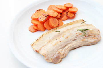 schwein mit möhren