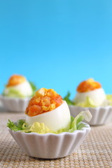 Huevos rellenos