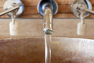 Wasserhahn