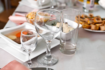 Table wine glasses for wine