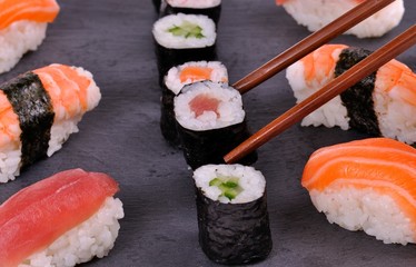 Plateau de sushi