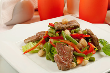Salad with meat and vegetables