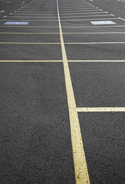 Parking and yellow signs