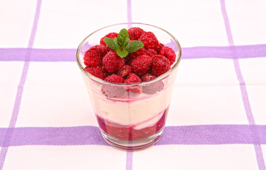 raspberry mascarpone cream with mint