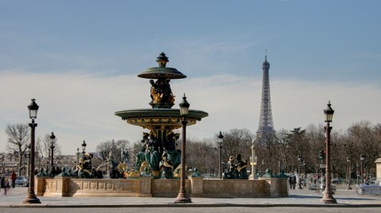 Fototapeta premium fontaine de la place de la concorde à paris