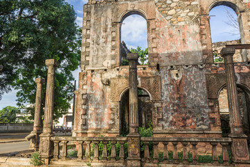 Colonial ruin