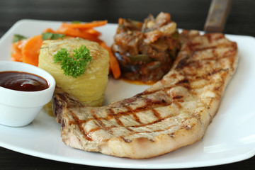 Grilled meat and vegetables