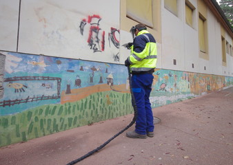 nettoyage de graffiti