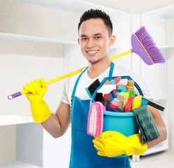 male cleaning service