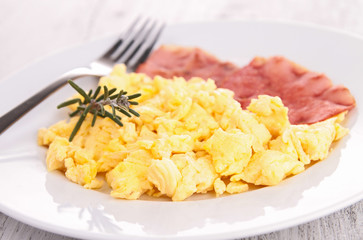 scrambled eggs and bacon