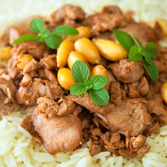 migdały ryż mięso mięta wieprzowina © JoannaTkaczuk