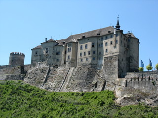 Blick auf Burg Sternberg (Český Šternberk) - Tschechien