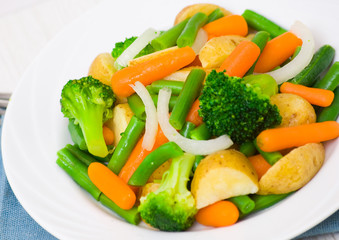 Mixed vegetables on a plate