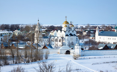 Pokrovsky monastery  at Suzdal in winter