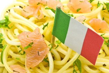 Spaghetti mit Lachs