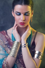 Beauty portrait of a young indian woman in traditional clothing - 50855672