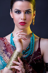 Beauty portrait of a young indian woman in traditional clothing - 50855693