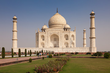 Fototapeta na wymiar Taj Mahal Gardens