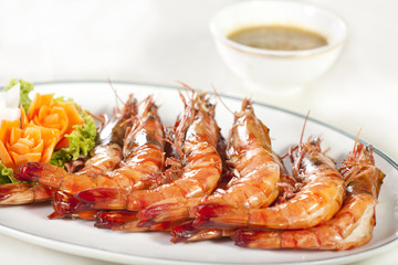 grilled shrimp, orange prawns roasted grill dish