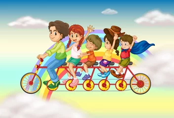  Een familiefiets met een groep mensen die rijden © GraphicsRF