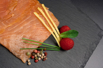 Carpaccio di salmone affumicato