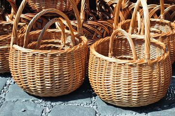 braided wicker baskets