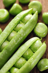 Fresh green peas