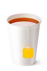 Take-out teacup with tea and yellow label - 50927408