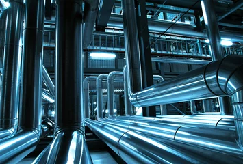 Crédence de cuisine en verre imprimé Bâtiment industriel Industrial zone, Steel pipelines and cables in blue tones