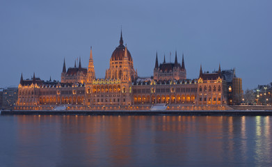 Fototapeta na wymiar Budapest, Hungarian Parliament Building at sunset