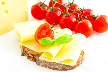 Sandwich with cheese and tomatoes