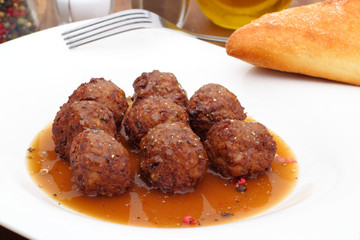 Meatballs with sauce - Hackbällchen mit Sauce