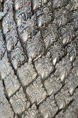 Fototapeta na wymiar Fragment ściany świątyni, srebra