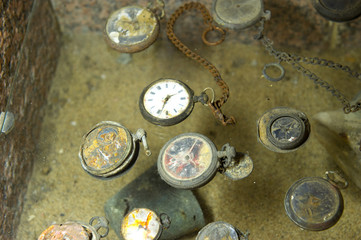 Found watches in Oradour sur Glane