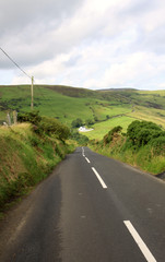 Fototapeta na wymiar puste drogi w północnej Irlandii