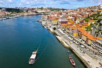 Fototapeta na wymiar view of Porto